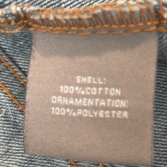 Bagatelle Collection Embroidered Floral Butterfly Bee Trucker Denim Jack… - Picture 11 of 15